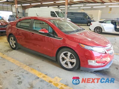 Czwarte zdjęcie samochodu z boku: 2013 CHEVROLET VOLT VIN:1G1RD6E4XDU106697 - miniatura