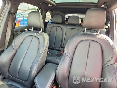 Zdjęcie 10 z 13 samochodu: 2018 BMW X1 SDRIVE28I VIN:WBXHU7C34J5L09211 - miniatura
