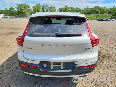 Zdjęcie 6 z 14 samochodu: 2025 VOLVO XC40 CORE VIN:YV4L12UJ4S2576218 - miniatura