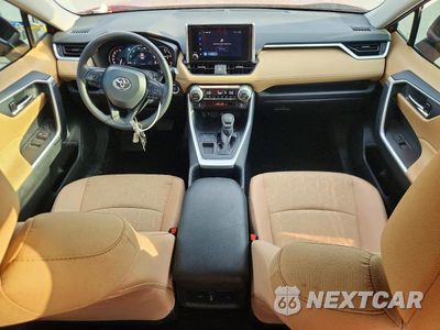 Zdjęcie 8 z 12 samochodu: 2025 TOYOTA RAV4 XLE VIN:2T3W1RFVXSW440918 - miniatura