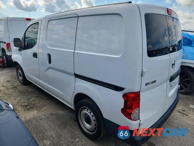 Drugie zdjęcie samochodu z przodu: 2015 NISSAN NV200 S VIN:3N6CM0KN6FK728169 - miniatura