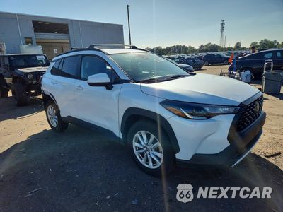 Czwarte zdjęcie samochodu z boku: 2022 TOYOTA COROLLA CROSS LE VIN:7MUCAABG4NV011569 - miniatura