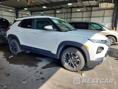 Czwarte zdjęcie samochodu z boku: 2021 CHEVROLET TRAILBLAZER LT VIN:KL79MRSL5MB022719 - miniatura