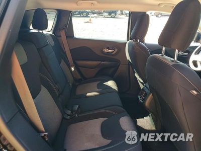 Zdjęcie 11 z 13 samochodu: 2016 JEEP CHEROKEE SPORT VIN:1C4PJLAB8GW189808 - miniatura