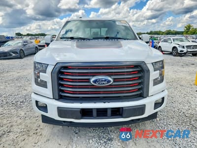 Piąte zdjęcie samochodu w środku: 2017 FORD F150 SUPERCREW VIN:1FTEW1EG8HFB05992 - miniatura