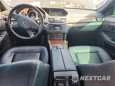 Zdjęcie 8 z 12 samochodu: 2011 MERCEDES-BENZ E 350 4MATIC VIN:WDDHF8HB1BA487055 - miniatura