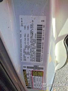 Zdjęcie 10 z 10 samochodu: 2019 TOYOTA TACOMA SR VIN:5TFRX5GN1KX152378 - miniatura