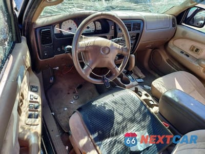 Zdjęcie 8 z 12 samochodu: 2004 TOYOTA TACOMA PRERUNNER V6 VIN:5TEGN92N04Z380654 - miniatura
