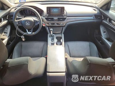 Zdjęcie 8 z 12 samochodu: 2018 HONDA ACCORD LX VIN:1HGCV1F11JA076005 - miniatura