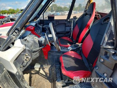 Piąte zdjęcie samochodu w środku: 2020 HONDA SXS1000 UTILITY VEHICLE VIN:1HFVE051XL4100859 - miniatura