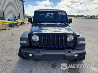 Piąte zdjęcie samochodu w środku: 2018 JEEP WRANGLER UNLIMITED SPORT VIN:1C4HJXDG6JW166909 - miniatura
