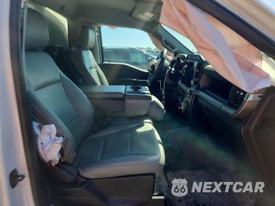 Zdjęcie 10 z 13 samochodu: 2024 FORD F150 XL VIN:1FTMF1K5XRKD18952 - miniatura