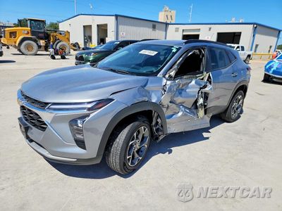 2025 CHEVROLET TRAX 1LT KL77LHEP3SC056040 - główne zdjęcie licytacji z USA - miniatura