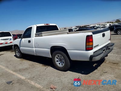 Drugie zdjęcie samochodu z przodu: 2005 GMC NEW SIERRA C1500 VIN:1GTEC14V45Z900315 - miniatura