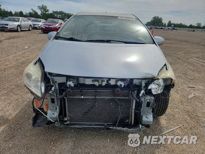 Piąte zdjęcie samochodu w środku: 2013 TOYOTA PRIUS TWO VIN:JTDKN3DU5D5584767 - miniatura