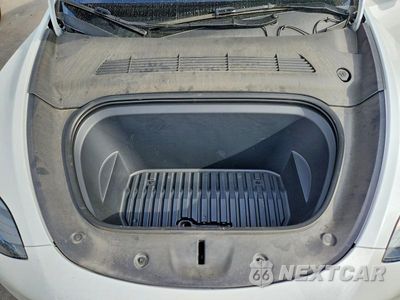 Zdjęcie 11 z 12 samochodu: 2024 TESLA MODEL Y VIN:7SAYGDED0RA302663 - miniatura