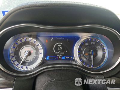 Zdjęcie 9 z 12 samochodu: 2020 CHRYSLER 300 TOURING VIN:2C3CCAAG7LH181558 - miniatura