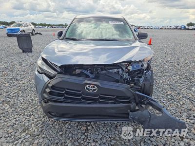 Piąte zdjęcie samochodu w środku: 2026 TOYOTA COROLLA CROSS L VIN:7MUAAAAG2TV180396 - miniatura