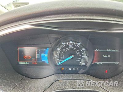 Zdjęcie 9 z 12 samochodu: 2020 FORD FUSION TITANIUM VIN:3FA6P0D96LR174924 - miniatura