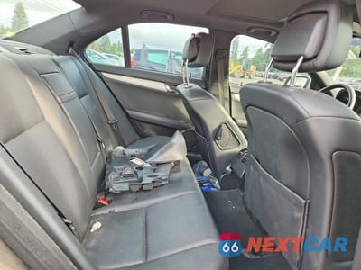 Zdjęcie 10 z 12 samochodu: 2009 MERCEDES-BENZ C 300 4MATIC VIN:WDDGF81X49R042306 - miniatura