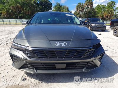 Piąte zdjęcie samochodu w środku: 2026 HYUNDAI ELANTRA LIMITED VIN:KMHLP4DG3TU223567 - miniatura