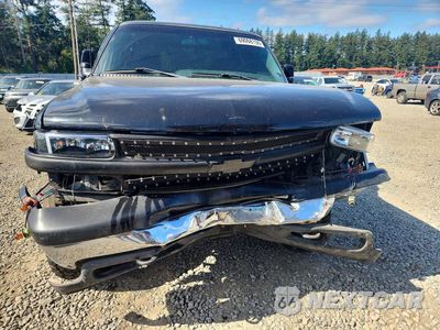 Piąte zdjęcie samochodu w środku: 2002 CHEVROLET SILVERADO K1500 VIN:2GCEK19TX21167704 - miniatura