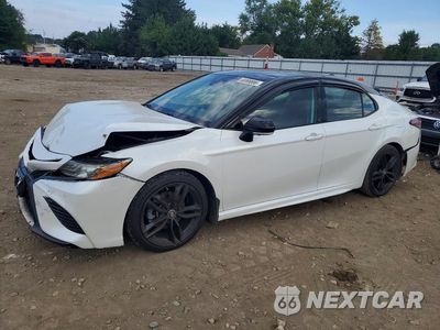 2019 TOYOTA CAMRY XSE 4T1B61HK3KU283911 - główne zdjęcie licytacji z USA - miniatura