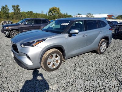 2021 TOYOTA HIGHLANDER LE 5TDBZRBH8MS544691 - główne zdjęcie licytacji z USA - miniatura