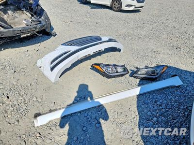 Zdjęcie 12 z 13 samochodu: 2015 HYUNDAI GENESIS 3.8L VIN:KMHGN4JE2FU040885 - miniatura