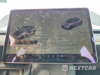 Zdjęcie 9 z 12 samochodu: 2025 TESLA MODEL Y VIN:7SAYGDED1SF271898 - miniatura