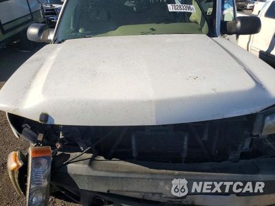 Zdjęcie 11 z 12 samochodu: 2005 CHEVROLET SILVERADO K3500 VIN:1GCHK39235E311046 - miniatura