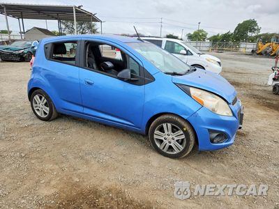 Czwarte zdjęcie samochodu z boku: 2014 CHEVROLET SPARK 1LT VIN:KL8CD6S94EC551840 - miniatura