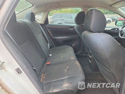 Zdjęcie 10 z 13 samochodu: 2019 NISSAN SENTRA S VIN:3N1AB7AP9KY293458 - miniatura