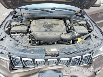 Zdjęcie 12 z 13 samochodu: 2018 JEEP GRAND CHEROKEE LAREDO VIN:1C4RJFAG6JC508525 - miniatura