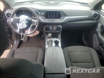 Zdjęcie 8 z 13 samochodu: 2022 CHEVROLET BLAZER 2LT VIN:3GNKBHR46NS176937 - miniatura