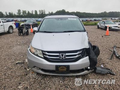 Piąte zdjęcie samochodu w środku: 2014 HONDA ODYSSEY TOURING VIN:5FNRL5H92EB116405 - miniatura