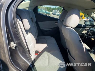 Zdjęcie 10 z 12 samochodu: 2019 TOYOTA YARIS LE VIN:3MYDLBYVXKY509317 - miniatura