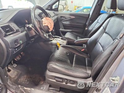 Zdjęcie 7 z 13 samochodu: 2020 HONDA PASSPORT EXL VIN:5FNYF8H58LB009907 - miniatura