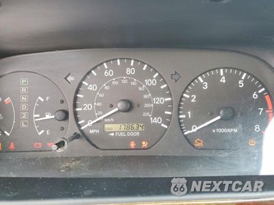 Zdjęcie 9 z 12 samochodu: 2000 TOYOTA CAMRY VIN:4T1BG22K4YU760978 - miniatura