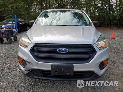 Piąte zdjęcie samochodu w środku: 2017 FORD ESCAPE S VIN:1FMCU0F71HUE98005 - miniatura