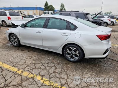 Drugie zdjęcie samochodu z przodu: 2021 KIA FORTE LXS VIN:3KPF24AD1ME267738 - miniatura