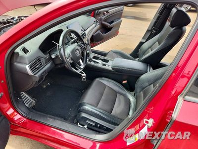 Zdjęcie 7 z 12 samochodu: 2018 HONDA ACCORD SPORT VIN:1HGCV1F31JA207080 - miniatura
