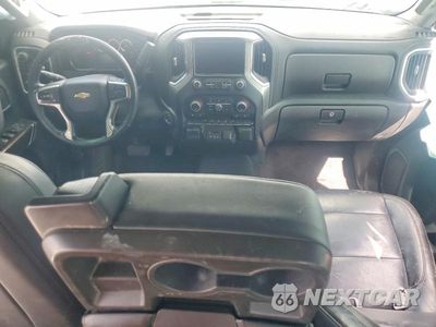 Zdjęcie 8 z 13 samochodu: 2019 CHEVROLET SILVERADO K1500 LT VIN:1GCUYDED4KZ130357 - miniatura