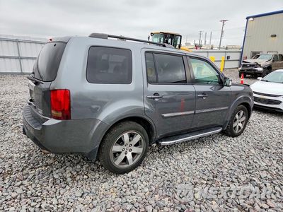 Trzecie zdjęcie samochodu z tyłu: 2013 HONDA PILOT TOURING VIN:5FNYF4H93DB044223 - miniatura