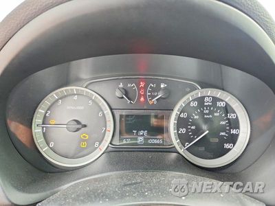 Zdjęcie 9 z 12 samochodu: 2014 NISSAN SENTRA SR VIN:3N1AB7AP4EY308646 - miniatura