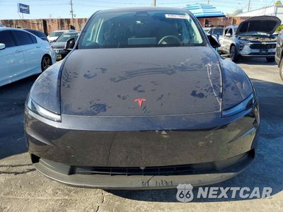 Piąte zdjęcie samochodu w środku: 2026 TESLA MODEL Y VIN:7SAYGDED4TA695039 - miniatura