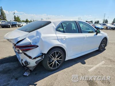 Trzecie zdjęcie samochodu z tyłu: 2024 TOYOTA CAMRY SE VIN:4T1G11AK8RU879038 - miniatura