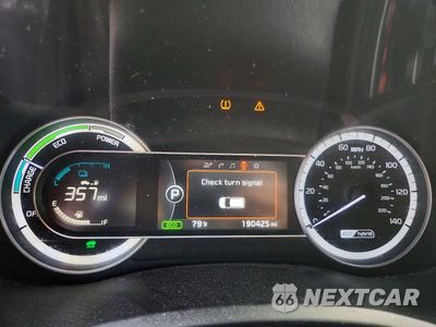 Zdjęcie 9 z 13 samochodu: 2017 KIA NIRO EX VIN:KNDCC3LC4H5062513 - miniatura