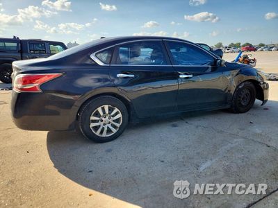 Trzecie zdjęcie samochodu z tyłu: 2015 NISSAN ALTIMA 2.5 S VIN:1N4AL3AP7FN320927 - miniatura