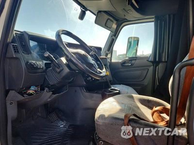 Zdjęcie 7 z 14 samochodu: 2019 INTERNATIONAL LT625 SEMI TRUCK VIN:3HSDZAPR5KN307070 - miniatura